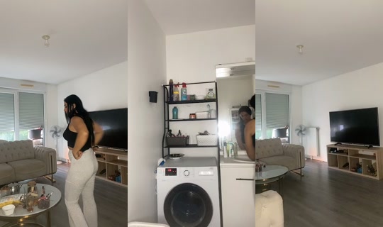 esmerbarbi25 TikTok Live — Sep 12, 2026, 5:15 PM