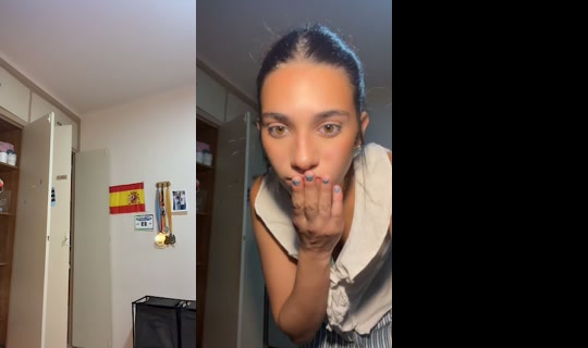 espeylaura TikTok Live — Sep 13, 2026, 7:53 PM