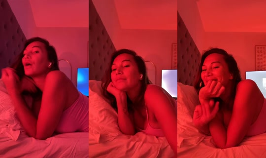 estelleparisvinnie TikTok Live — Sep 18, 2026, 9:59 PM