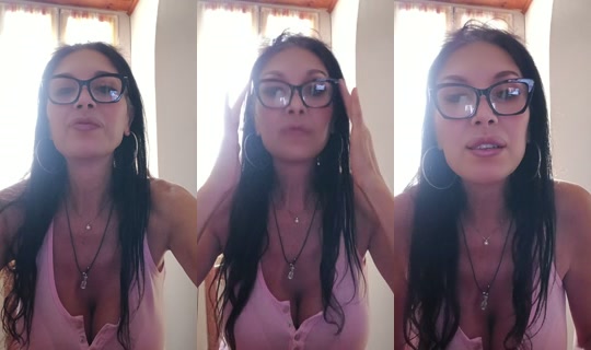 eva74_ TikTok Live — Aug 27, 2026, 4:09 PM