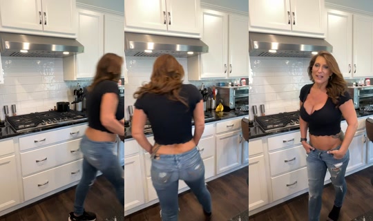 eve30j.tv TikTok Live — Oct 6, 2026, 8:42 PM