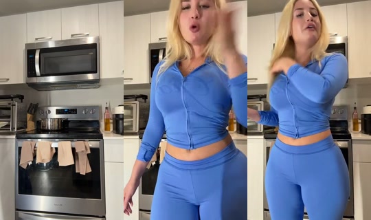evee__marie TikTok Live — Oct 3, 2026, 5:49 PM