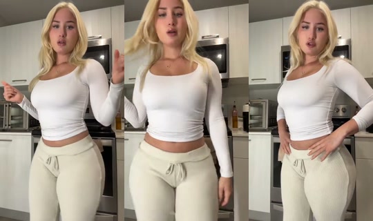 evee__marie TikTok Live — Oct 4, 2026, 11:24 AM