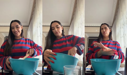 eylemosko TikTok Live — Oct 2, 2026, 12:55 PM