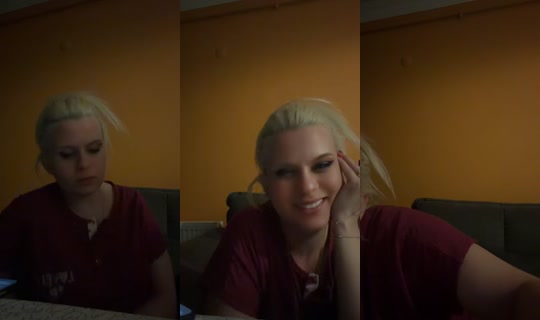 eyll64.1995 TikTok Live — Oct 2, 2026, 11:34 PM