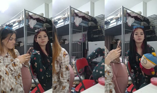 ezmel2807 TikTok Live — Oct 1, 2026, 9:43 PM