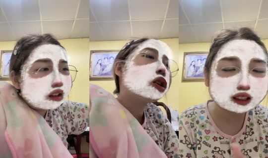 fangfangtsg TikTok Live — Oct 1, 2026, 12:48 PM
