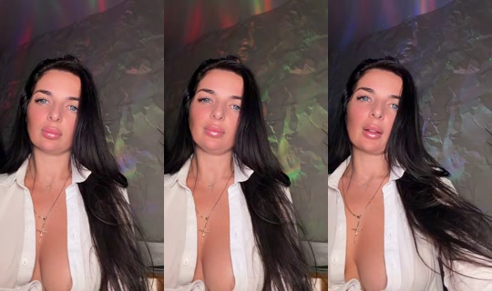 fankosmosgirl TikTok Live — Oct 4, 2026, 8:44 PM
