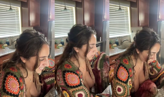 farahlove111 TikTok Live — Aug 26, 2026, 9:23 PM