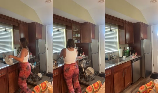 farahlove111 TikTok Live — Aug 31, 2026, 8:50 PM