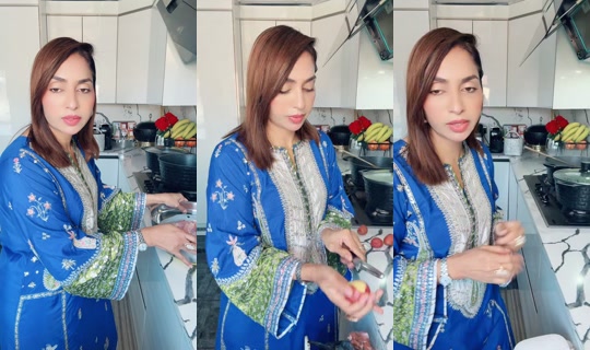 fariibuttofficial TikTok Live — Oct 3, 2026, 12:31 PM