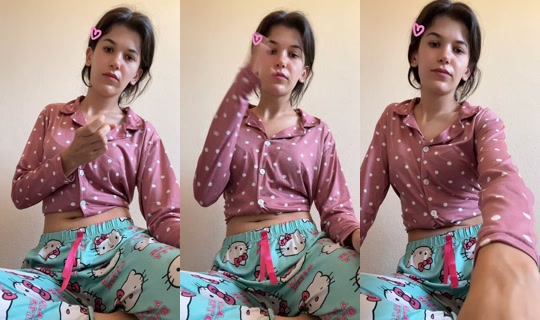 fidan_4647 TikTok Live — Oct 4, 2026, 7:23 AM