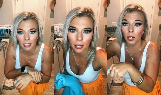 firecrackerbabe2 TikTok Live — Oct 3, 2026, 8:29 PM