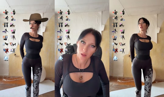 fitnessychka TikTok Live — Aug 24, 2026, 2:16 PM