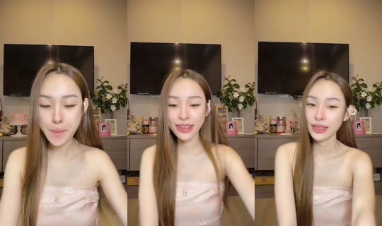 fngfang__ TikTok Live — Sep 29, 2026, 2:10 AM