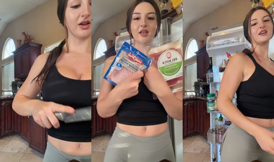 foneondnd TikTok Live — Aug 21, 2026, 1:28 AM