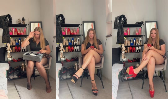 foxxjessy_04 TikTok Live — Aug 28, 2026, 11:34 AM