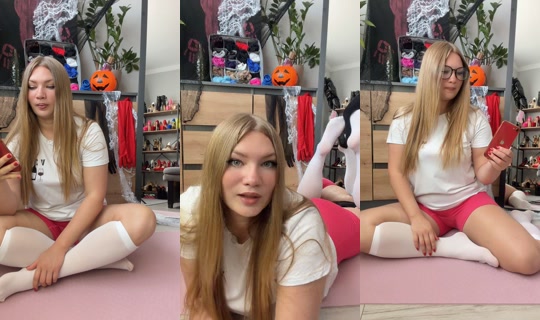 foxxjessy_04 TikTok Live — Oct 5, 2026, 8:14 AM
