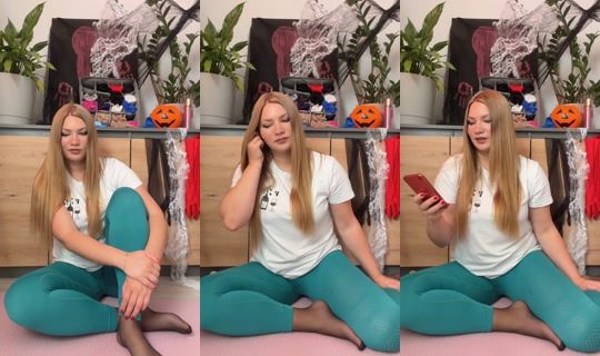 foxxjessy_04 TikTok Live — Oct 5, 2026, 12:24 PM
