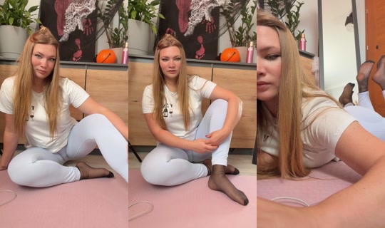 foxxjessy_04 TikTok Live — Oct 6, 2026, 12:54 PM