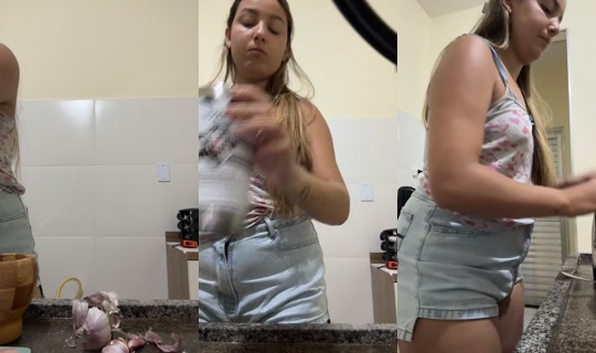 francielyaraujo_ TikTok Live — Oct 8, 2026, 1:00 AM