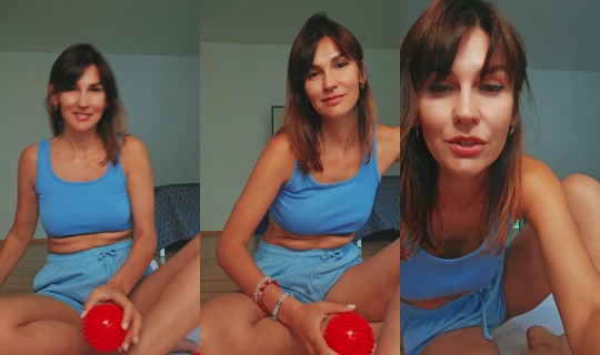 frau.aura TikTok Live — Aug 25, 2026, 9:17 AM