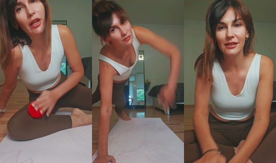 frau.aura TikTok Live — Sep 1, 2026, 7:12 AM