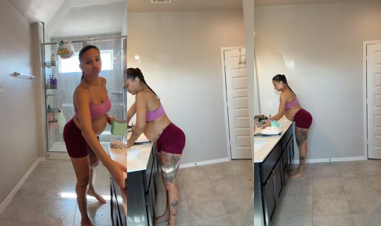 freakarican TikTok Live — Aug 20, 2026, 9:45 PM