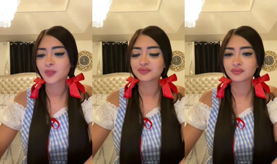 fridasofia2 TikTok Live — Oct 3, 2026, 5:15 AM