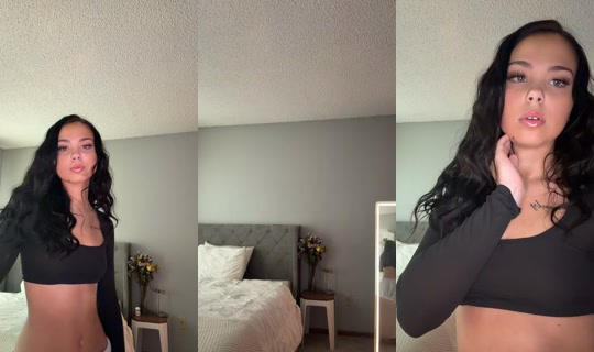 fyneeshttt TikTok Live — Aug 28, 2026, 5:54 PM