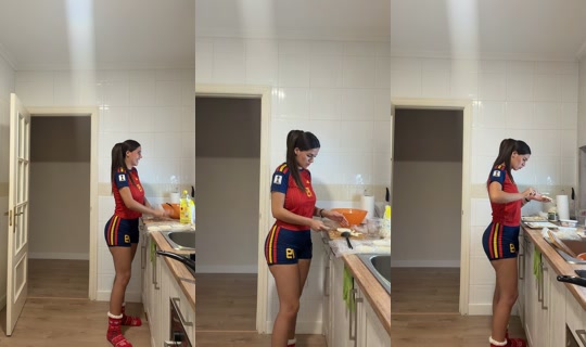 ginarss_02 TikTok Live — Oct 3, 2026, 4:05 PM