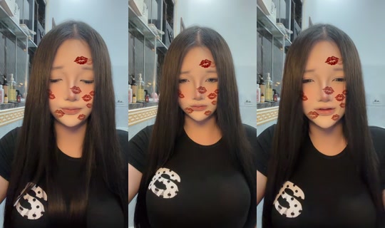 glinh.cindy TikTok Live — Oct 2, 2026, 1:13 PM