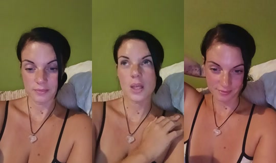 glitterkerry852 TikTok Live — Aug 24, 2026, 8:38 PM