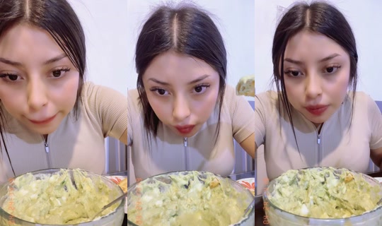glossier.jxx TikTok Live — Oct 1, 2026, 10:02 PM