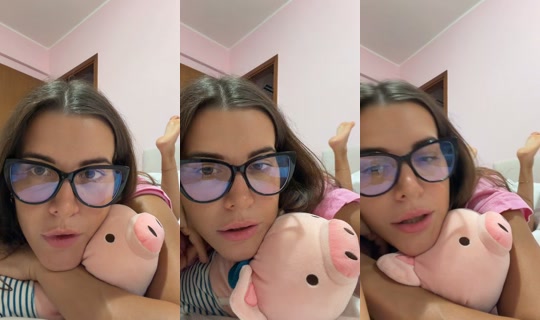greta_g25 TikTok Live — Sep 23, 2026, 12:14 AM