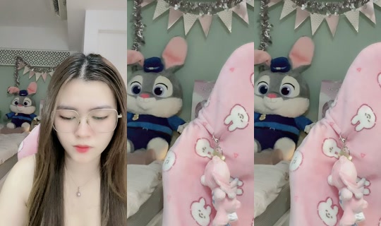 gungun01091 TikTok Live — Aug 27, 2026, 4:57 PM