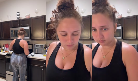 hackcasey TikTok Live — Oct 6, 2026, 12:09 AM