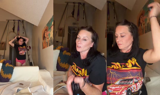 halloweenhoney74 TikTok Live — Sep 30, 2026, 9:31 AM