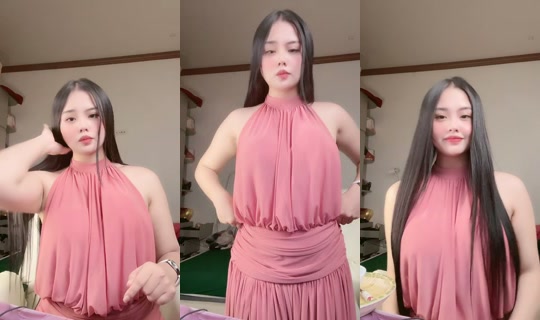 hana.le43 TikTok Live — Oct 3, 2026, 11:45 AM