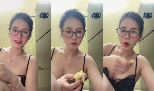 hangluna318 TikTok Live — Oct 3, 2026, 5:01 PM