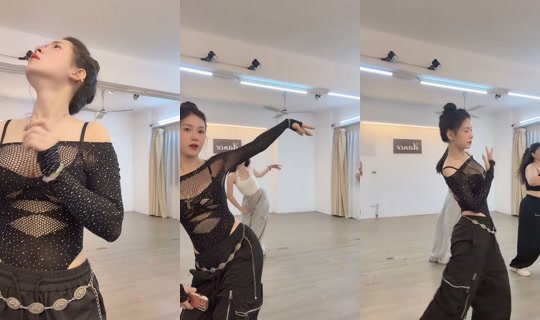 hangluna318 TikTok Live — Oct 4, 2026, 11:54 AM