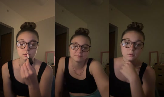 hannahbarricks3 TikTok Live — Sep 30, 2026, 10:45 PM