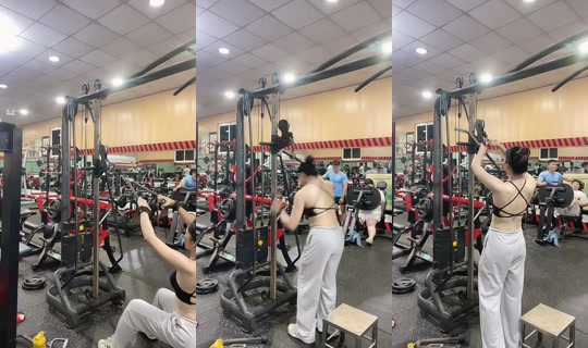 hannguyen.2312 TikTok Live — Oct 1, 2026, 11:30 AM