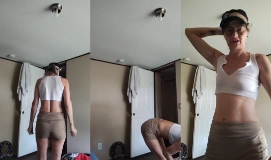 hardlysweet TikTok Live — Sep 14, 2026, 2:18 PM