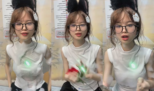 helenalyric7 TikTok Live — Aug 22, 2026, 1:30 PM