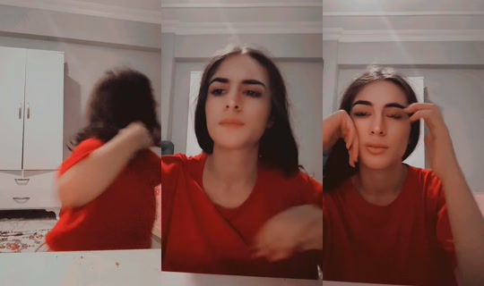 hellooo_924 TikTok Live — Aug 22, 2026, 10:42 PM