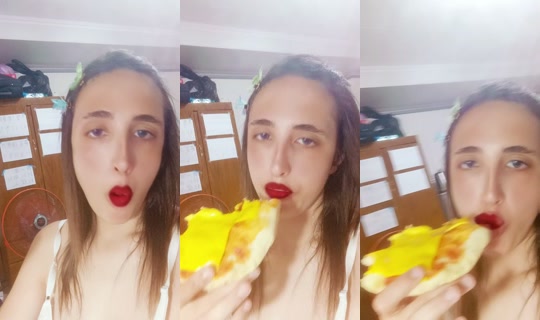 heyitsfeng1998 TikTok Live — Sep 25, 2026, 11:20 AM