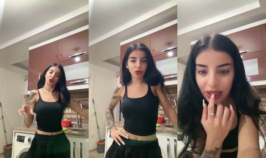 heyzeyn33 TikTok Live — Oct 2, 2026, 4:47 PM