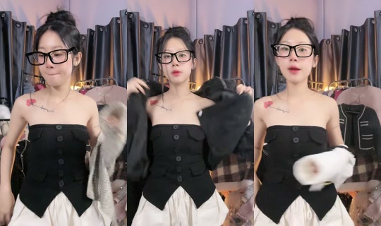 hgly.25 TikTok Live — Oct 4, 2026, 9:53 AM