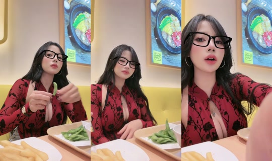 hiniitaa TikTok Live — Aug 22, 2026, 12:55 PM